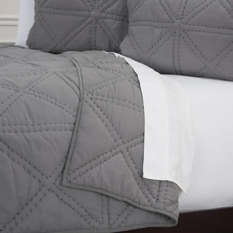 Queen 100% Cotton 300 Thread Count Machine Washable Down Alternative Comforter Photo 3