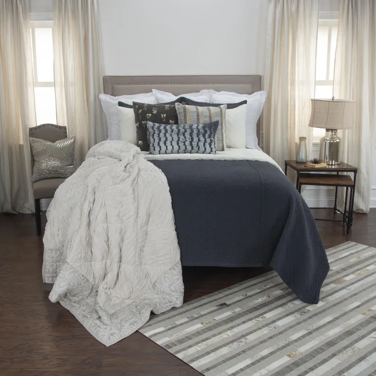 King 100% Cotton 300 Thread Count Machine Washable Down Alternative Comforter Photo 5
