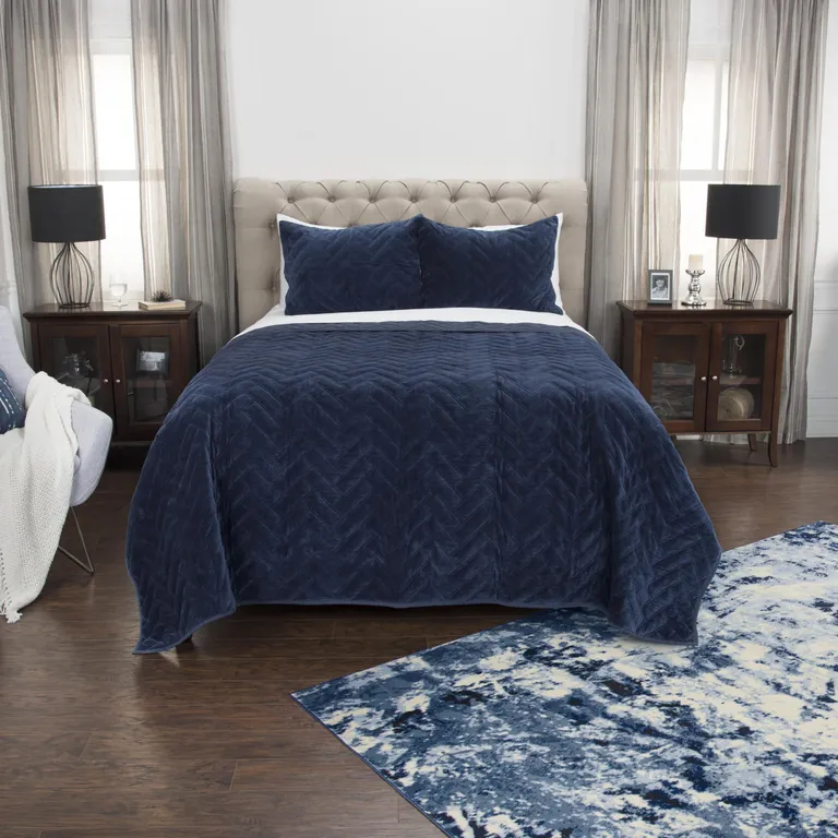 Queen 100% Cotton 300 Thread Count Dry Clean Only Down Alternative Comforter Photo 3
