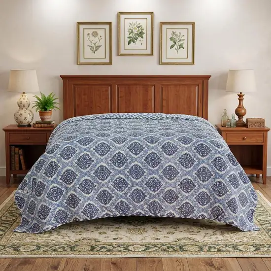 Blue And Ivory Damask Queen Quilt Photo 1