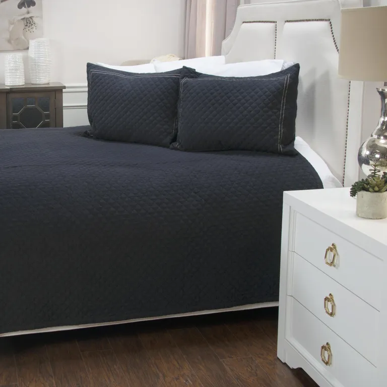 Queen 100% Cotton 300 Thread Count Machine Washable Down Alternative Comforter Photo 4