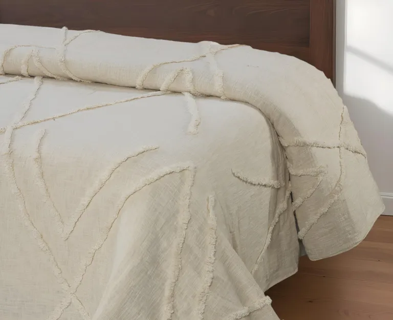 Geometric Cotton Coverlet With Fringe Photo 1