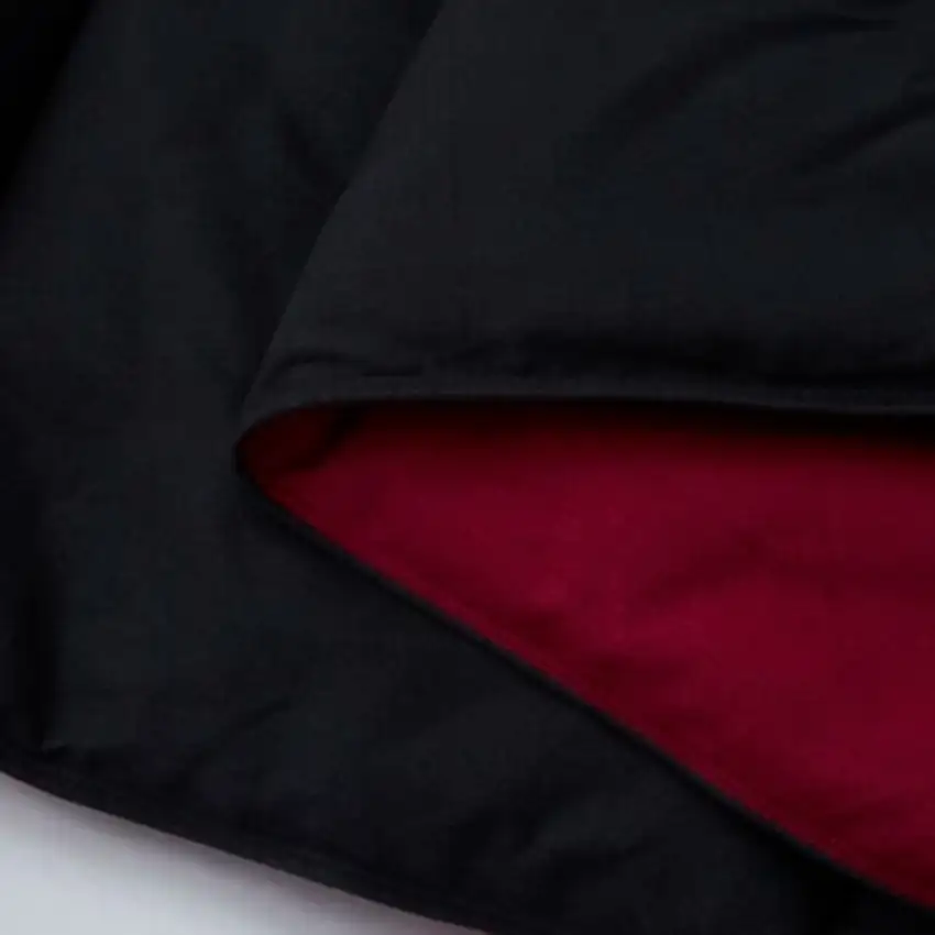 King/Cal King Traditional Microfiber Reversible 3 Piece Comforter Set in Black/Maroon Photo 3