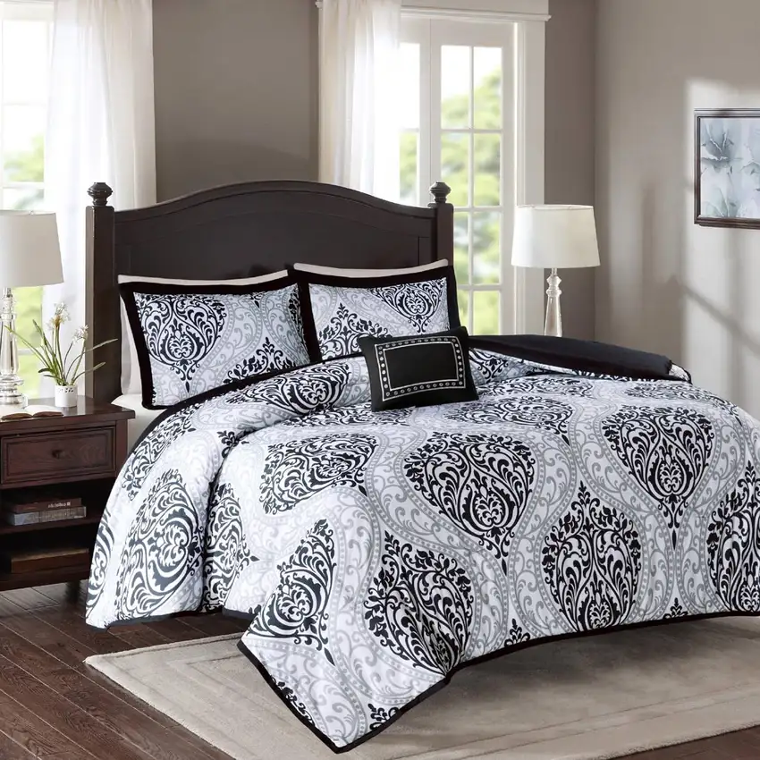 King/California King 4-Piece Black White Damask Comforter Set with Accent Pillow Photo 2