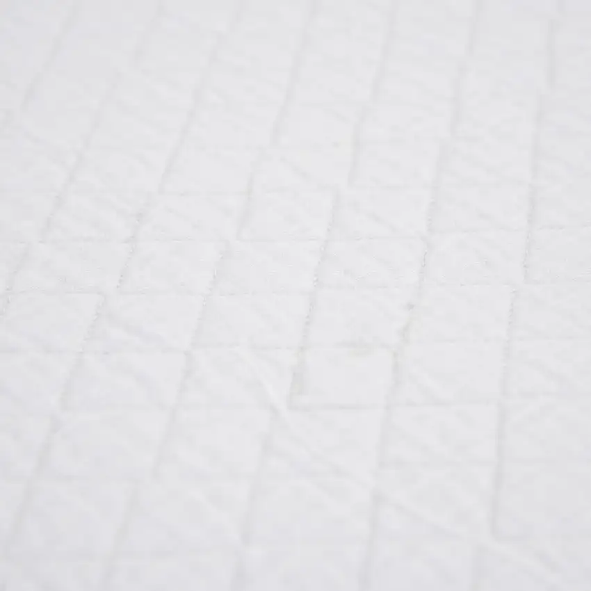 White Checkered King Quilt Photo 3