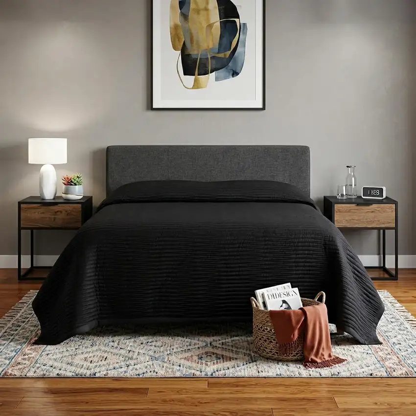 Black Geometric King Quilt Photo 1