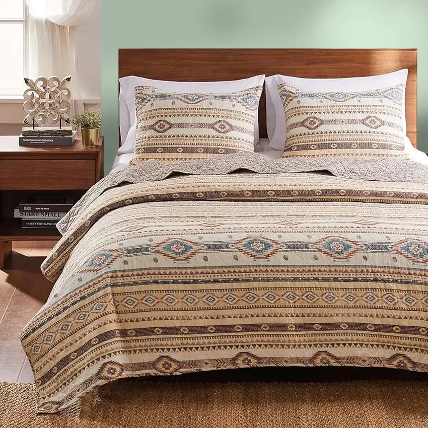 King Size 3 Piece Polyester Quilt Set with Kilim Pattern, Multicolor Photo 7