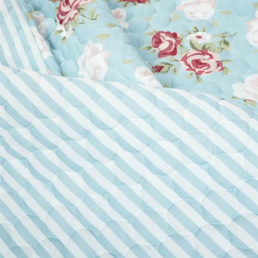 King Size Vintage Rose Ruffle Light/Thin Quilt Set Photo 3