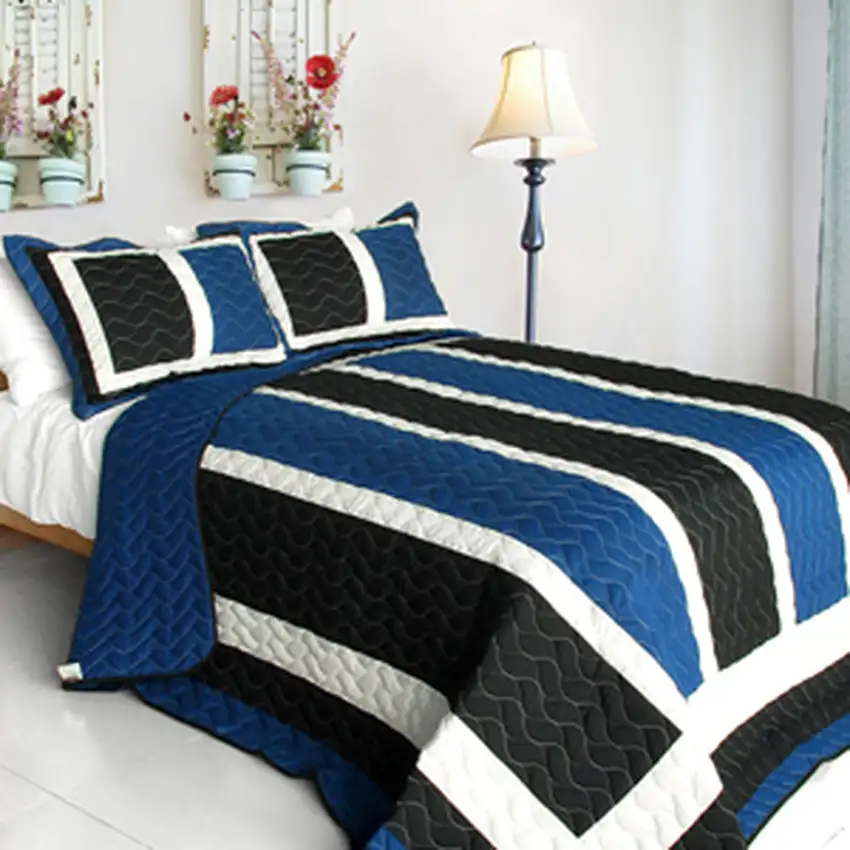 Knight -  3PC Vermicelli-Quilted Patchwork Quilt Set (Full/Queen Size) Photo 1