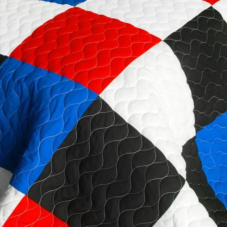 Lattice Logic - 3PC Vermicelli-Quilted Patchwork Quilt Set (Full/Queen Size) Photo 4