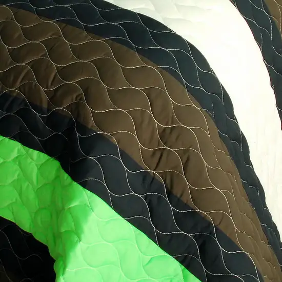 Lemon Tree -  3PC Vermicelli-Quilted Patchwork Quilt Set (Full/Queen Size) Photo 4