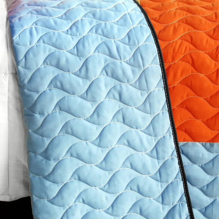 Love Parade - 3PC Vermicelli - Quilted Patchwork Quilt Set (Full/Queen Size) Photo 3