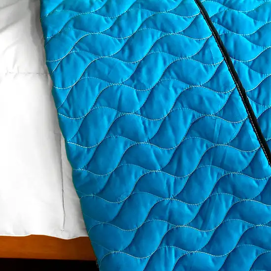 Love in Sunlight -  3PC Vermicelli-Quilted Patchwork Quilt Set (Full/Queen Size) Photo 3