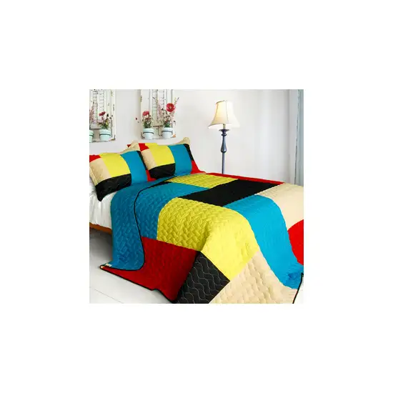 Love in Sunlight -  3PC Vermicelli-Quilted Patchwork Quilt Set (Full/Queen Size) Photo 1