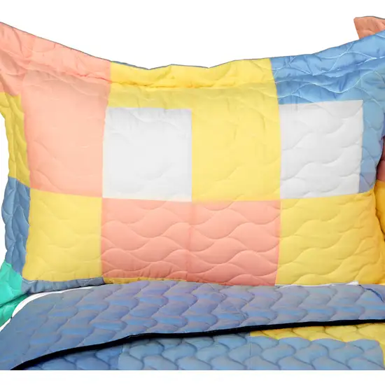 Macaron Relish -  3PC Vermicelli - Quilted Patchwork Quilt Set (Full/Queen Size) Photo 1