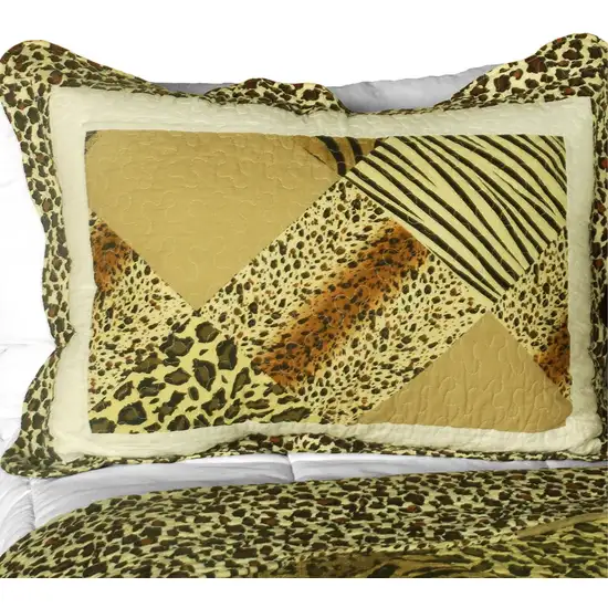 Melody Fair -  3PC Cotton Contained Vermicelli-Quilted Patchwork Quilt Set (Full/Queen Size) Photo Swatch