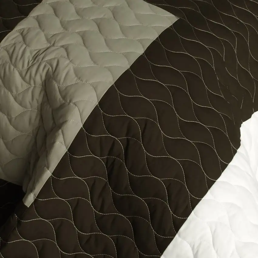 Milky Quartz - B -  Vermicelli-Quilted Patchwork Geometric Quilt Set Full/Queen Photo 4