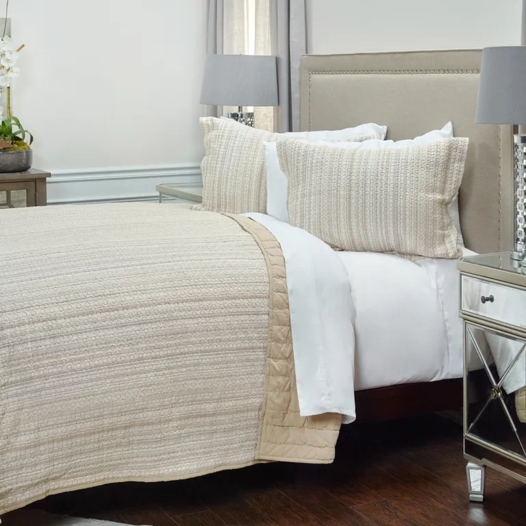 Multi- Earth Tones Queen 100% Cotton 300 Thread Count Machine Washable Down Alternative Comforter Photo 3