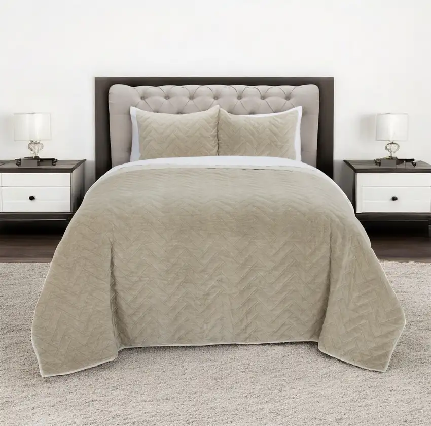 Natural King 100% Cotton 300 Thread Count Dry Clean Only Down Alternative Comforter Photo 1