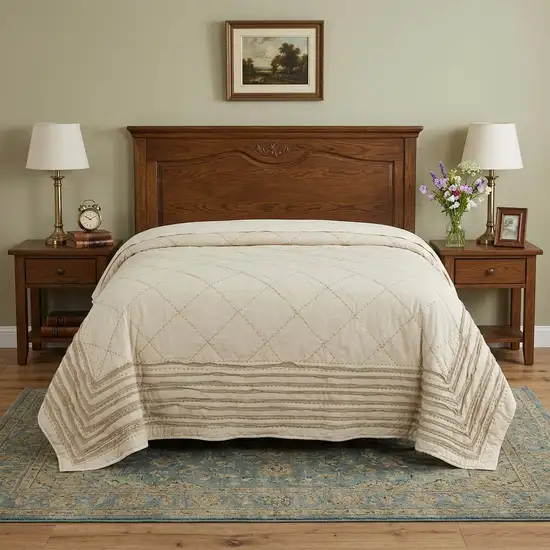 Ivory Geometric Queen Quilt Photo 1