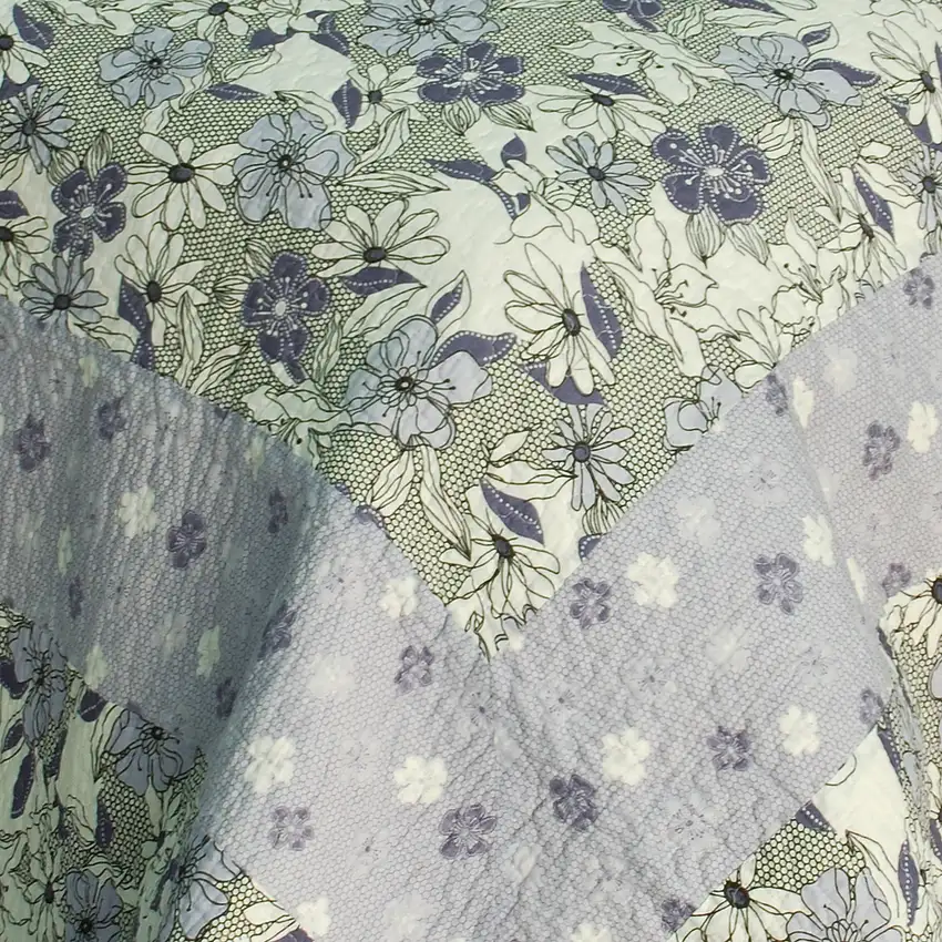 Noble Garden -  Cotton 3PC Vermicelli-Quilted Patchwork Quilt Set (Full/Queen Size) Photo 5