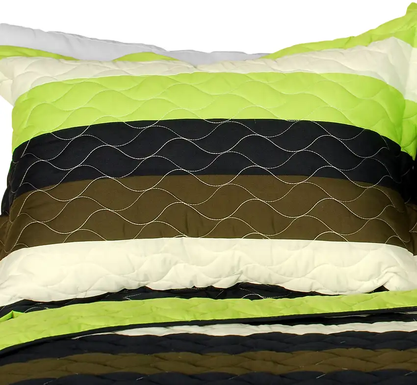 Olive -  3PC Vermicelli-Quilted Patchwork Quilt Set (Full/Queen Size) Photo 2