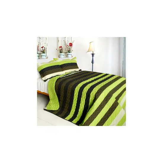 Olive -  3PC Vermicelli-Quilted Patchwork Quilt Set (Full/Queen Size) Photo 1