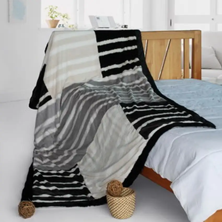 Onitiva - Charming Leopard -  Patchwork Throw Blanket (61 by 86.6 inches) Photo 2