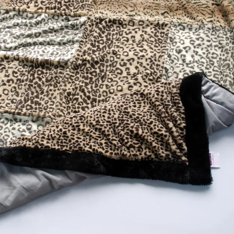 Onitiva - Enthusiasm - Animal Style Patchwork Throw Blanket (61 by 86.6 inches) Photo 3