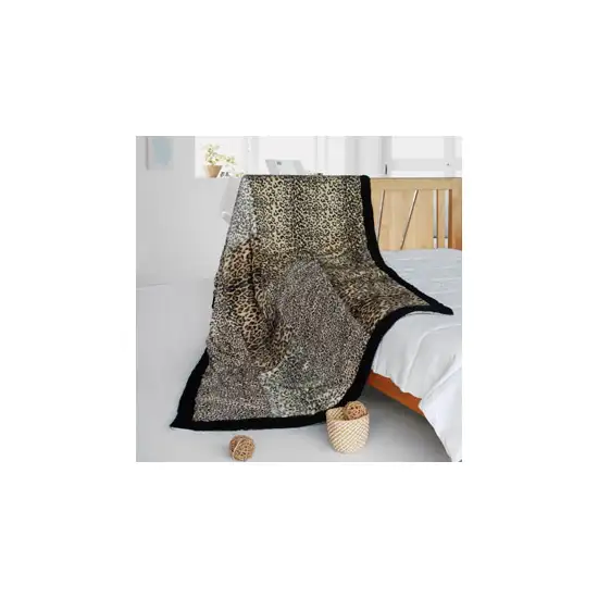 Onitiva - Fanstaty -  Animal Style Patchwork Throw Blanket (61 by 86.6 inches) Photo 2