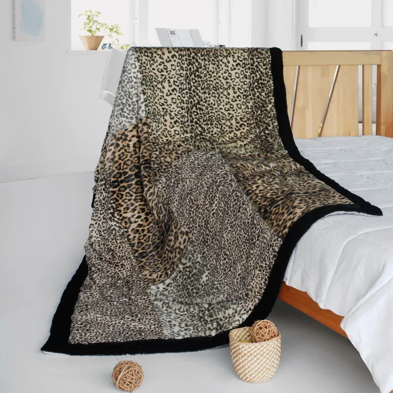 Onitiva - Fanstaty - Animal Style Patchwork Throw Blanket (61 by 86.6 inches) Photo 1
