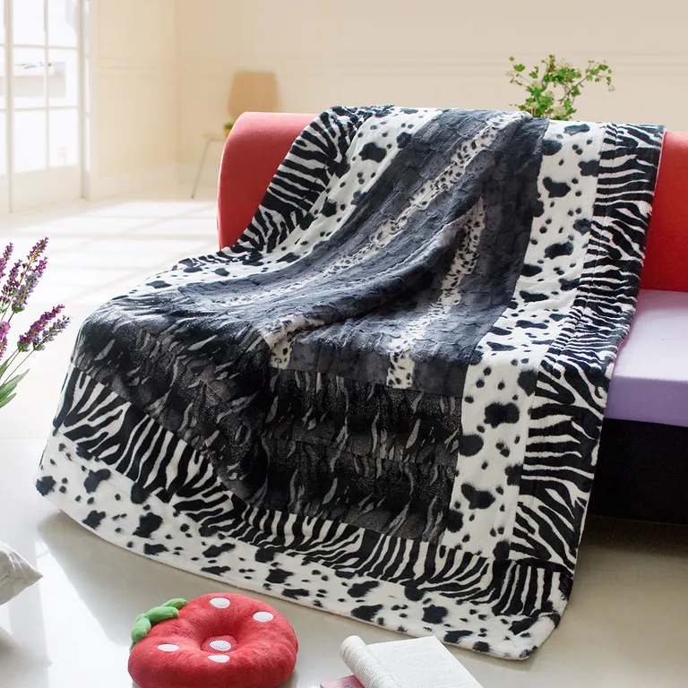 Onitiva - Happy Dream - Patchwork Throw Blanket (86.6 by 63 inches) Photo 1