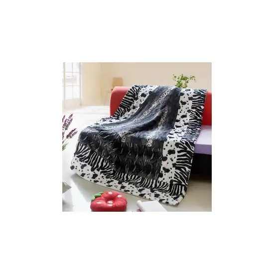 Onitiva - Happy Dream -  Patchwork Throw Blanket (86.6 by 63 inches) Photo 2