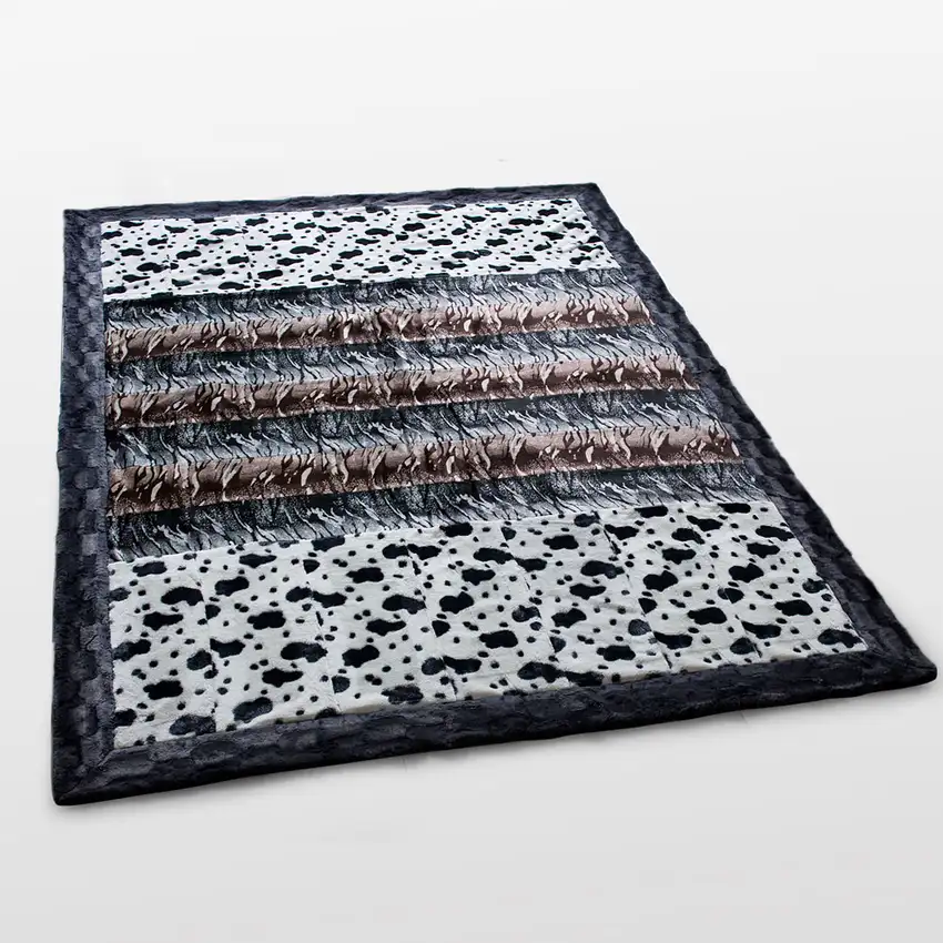 Onitiva - Tasteful Life -B -  Patchwork Throw Blanket (86.6 by 63 inches) Photo 3