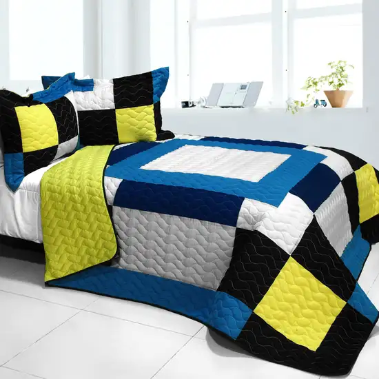 Our Little World -  3PC Vermicelli - Quilted Patchwork Quilt Set (Full/Queen Size) Photo 1