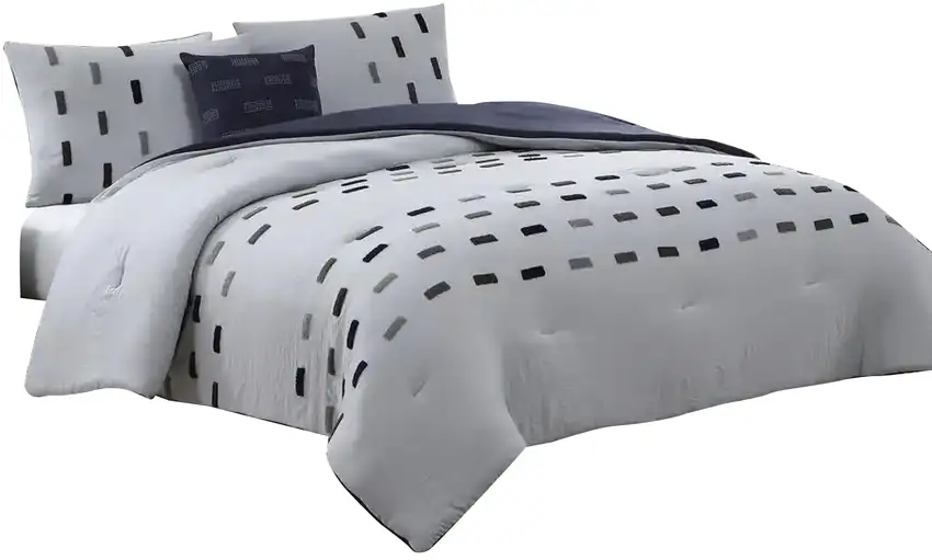 Owen 4 Piece Microfiber King Comforter Set, Pattern, The Urban Port Photo 1