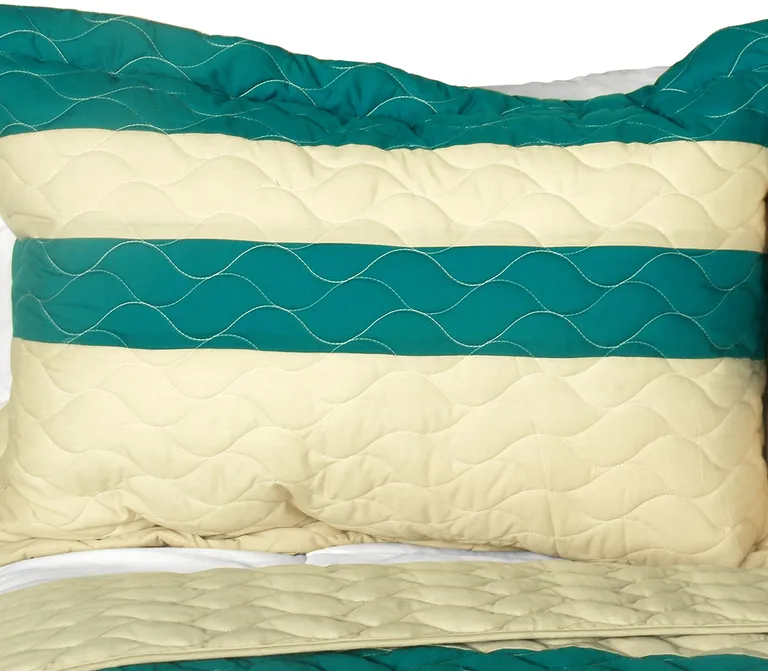 Painter of Wind - 3PC Patchwork Quilt Set (Full/Queen Size) Photo 1