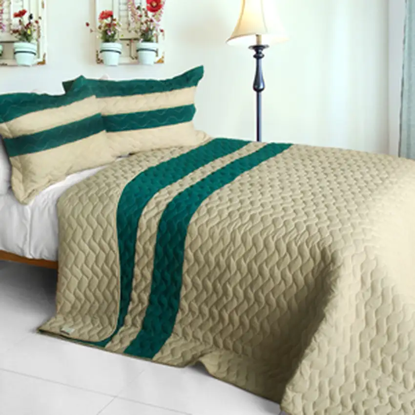 Painter of Wind -  3PC Patchwork Quilt Set (Full/Queen Size) Photo 1