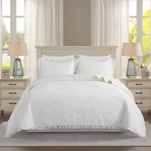 Photo of Queen size Ivory White Velvet Microfiber Polyester Reversible 3-Piece Quilt Set