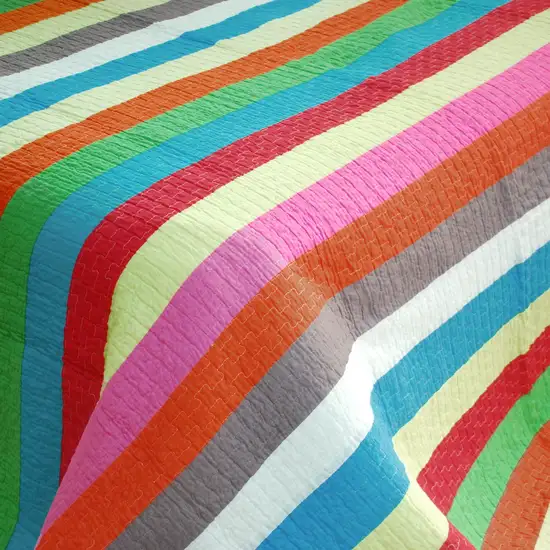 Rainbow River -  3PC Cotton Vermicelli-Quilted Printed Quilt Set (Full/Queen Size) Photo 5