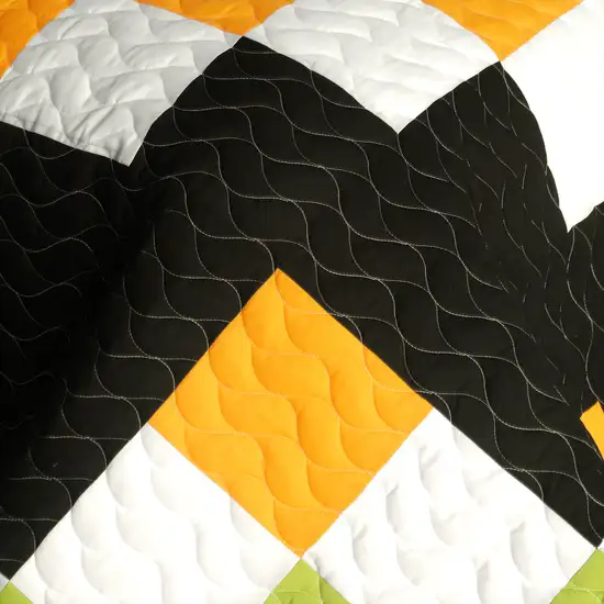 Ray of Light -  3PC Vermicelli - Quilted Patchwork Quilt Set (Full/Queen Size) Photo 5