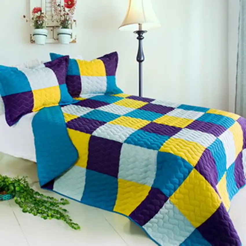 Rhapsody -  3PC Vermicelli-Quilted Patchwork Quilt Set (Full/Queen Size) Photo 2