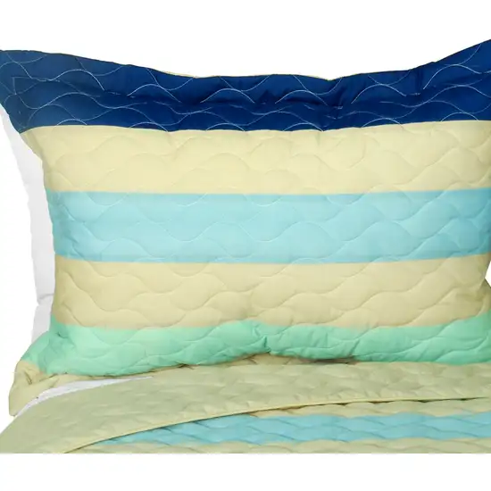 Rising to the Top  -  3PC Vermicelli-Quilted Patchwork Quilt Set (Full/Queen Size) Photo 2