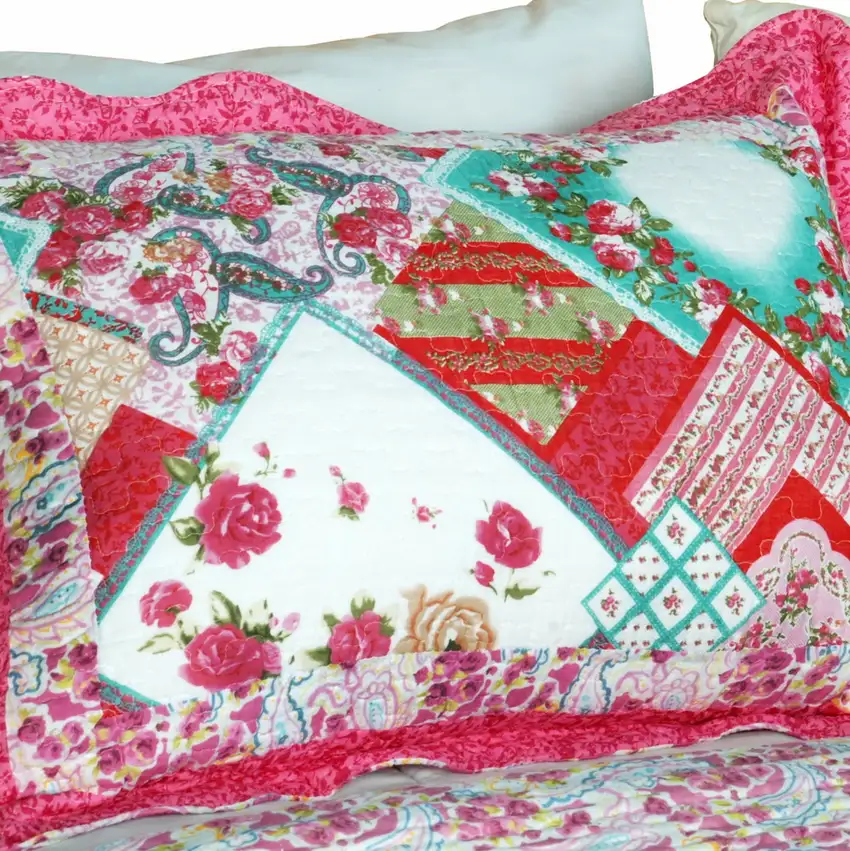 Rose Garden -  Cotton 3PC Vermicelli-Quilted Patchwork Quilt Set (Full/Queen Size) Photo 3