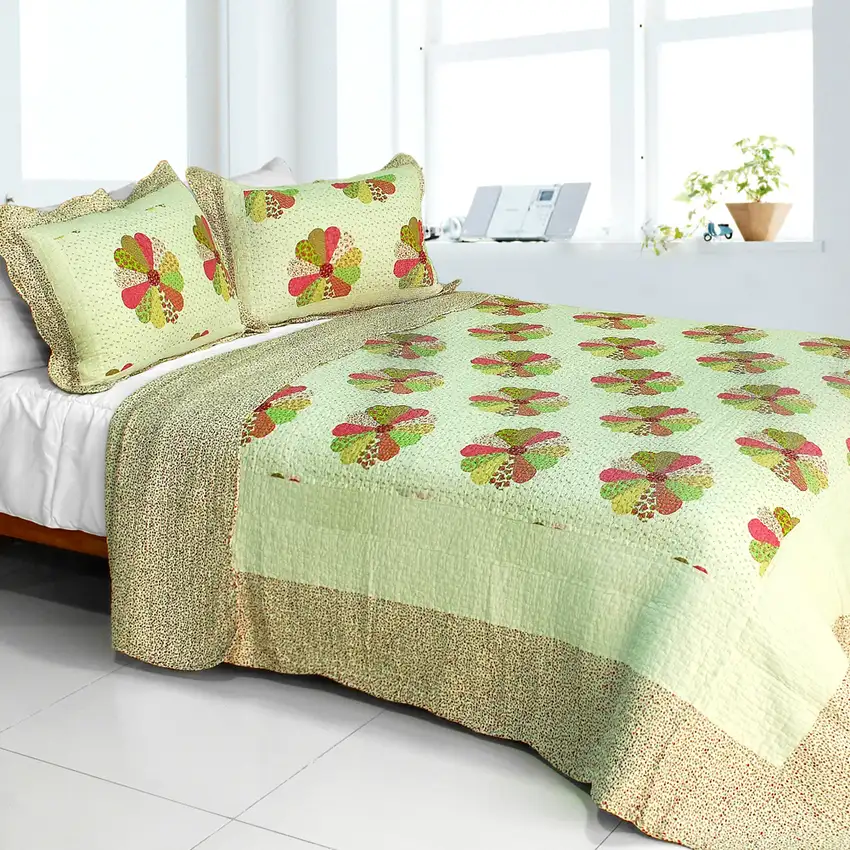 Round Midnight -  Cotton 3PC Vermicelli-Quilted Patchwork Quilt Set (Full/Queen Size) Photo