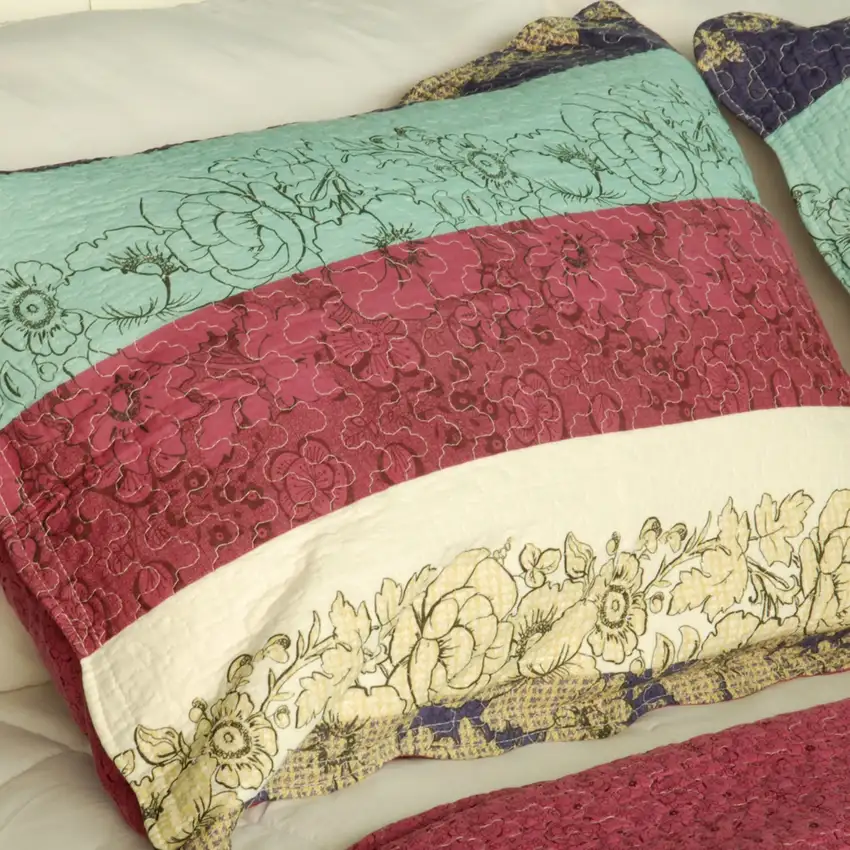 Secret Season -  100% Cotton 3PC Vermicelli-Quilted Patchwork Quilt Set (Full/Queen Size) Photo 3