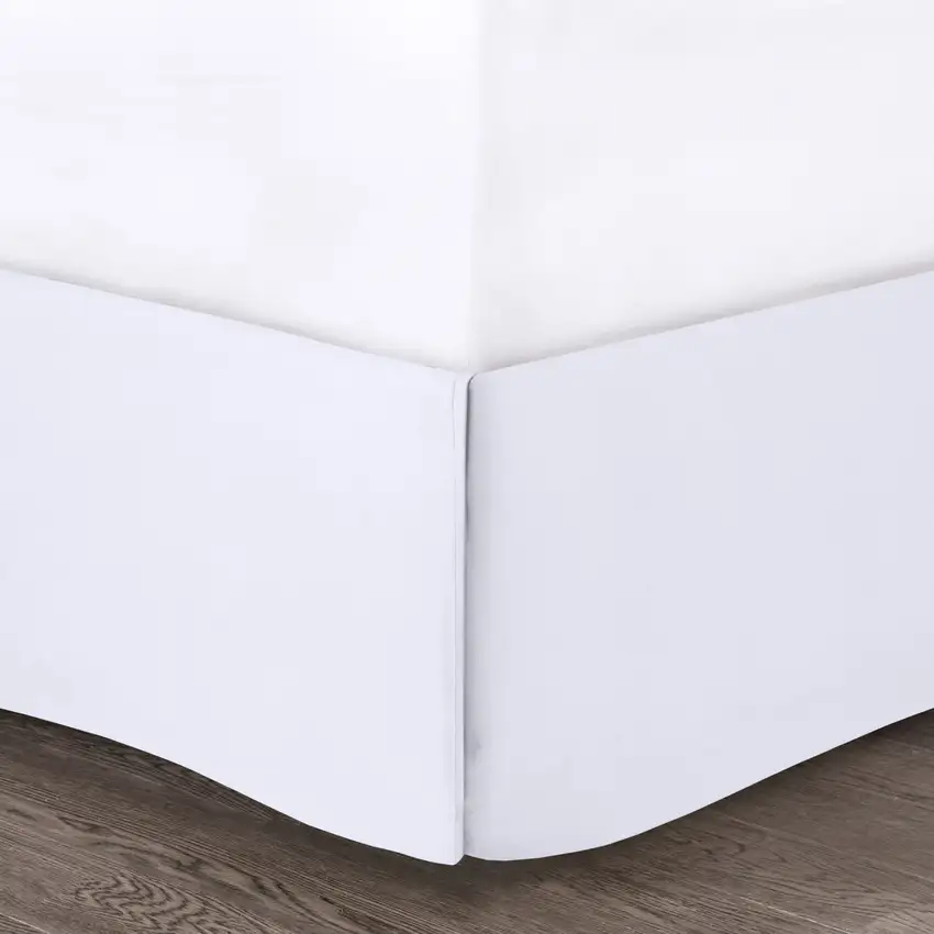 Set of Five White  Ring Stitch Polyester Sham And Comforter Photo 7