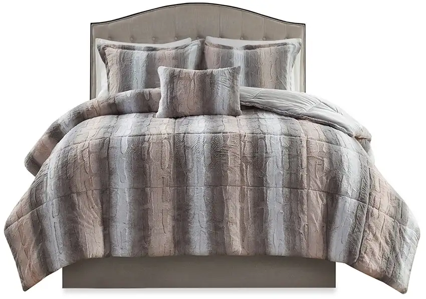 Set of Four Gray And Pink Striped  Ring Stitch Polyester Sham And Comforter Photo 2