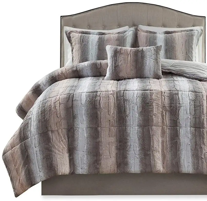 Set of Four Gray And Pink Striped  Ring Stitch Polyester Sham And Comforter Photo 6