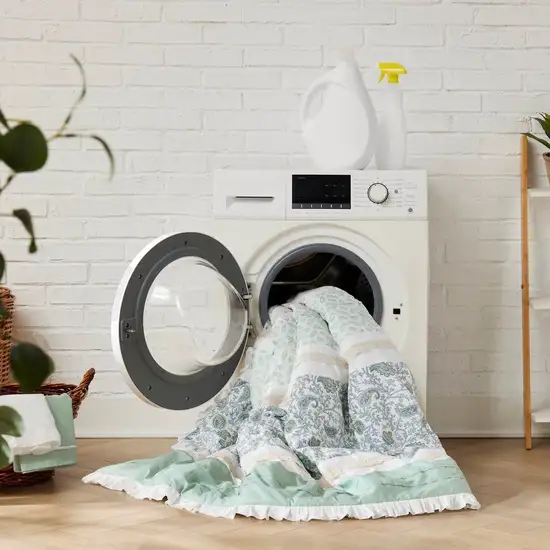 Set of Nine Aqua And Ivory Paisley King Ring Stitch Polyester Sham And Comforter Photo 5